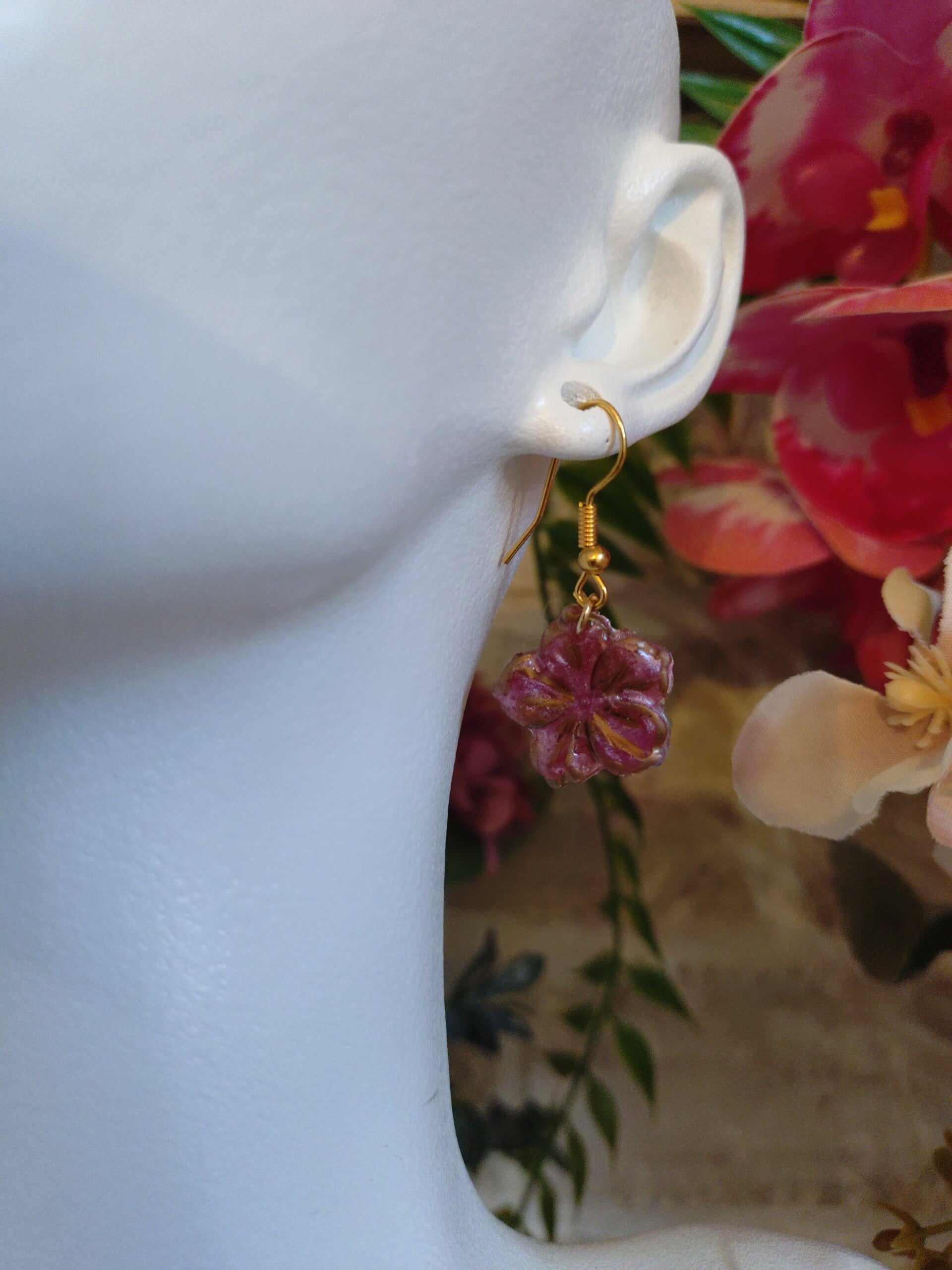 Boucles d'oreilles fleur Parme