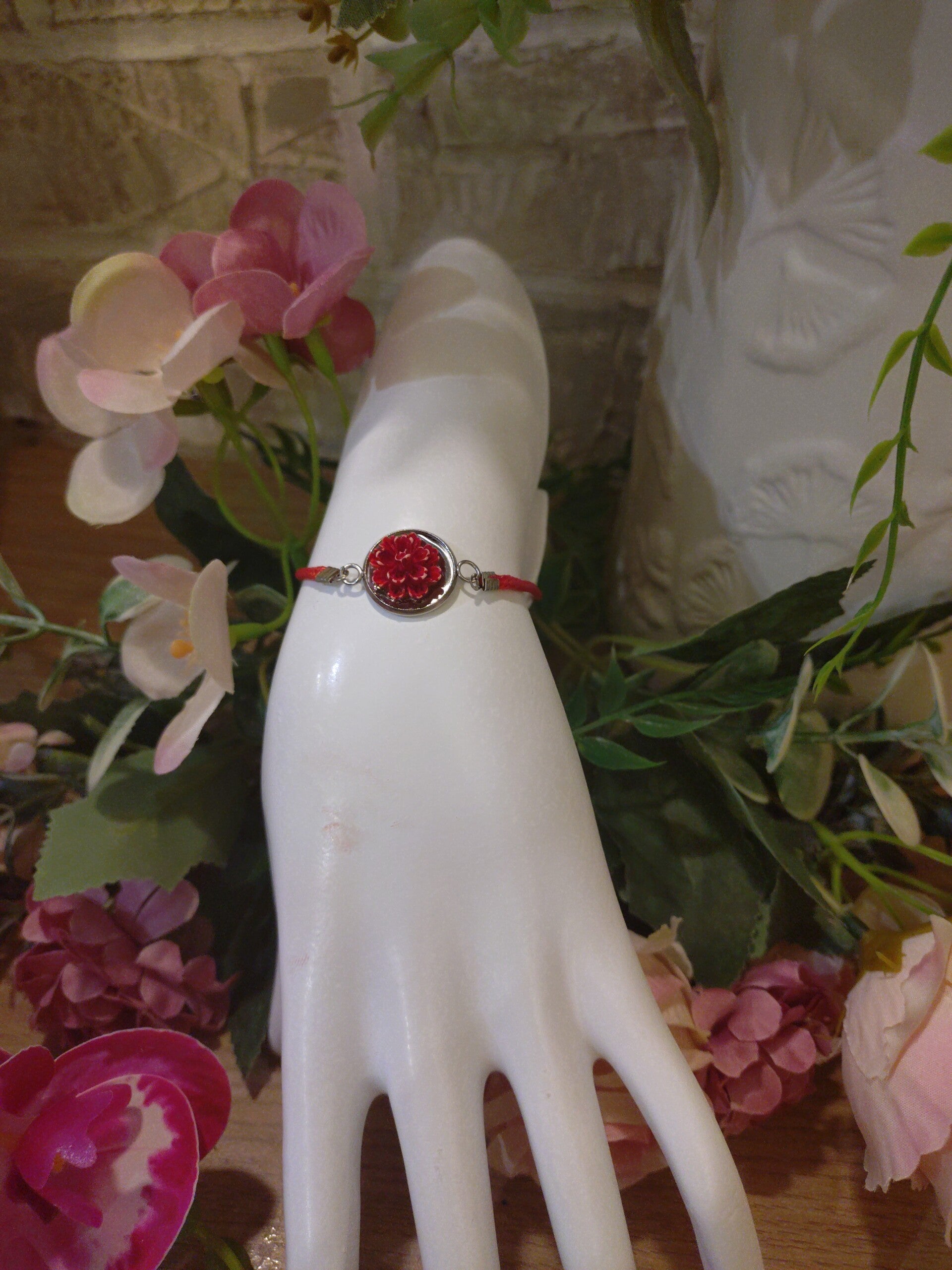 Bracelet rouge et argent