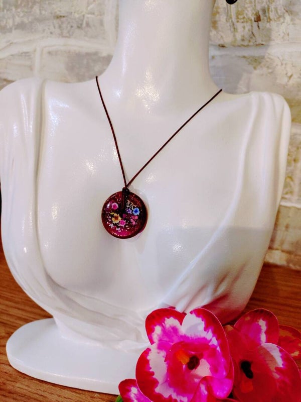Collier pendentif donut papillon
