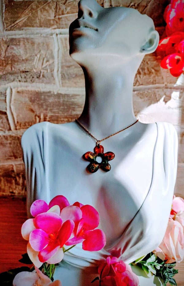 Collier médaillon fleur ancre doré bleu vert