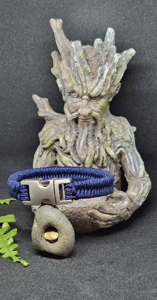 Nocturne – Handmade Paracord Bracelet
