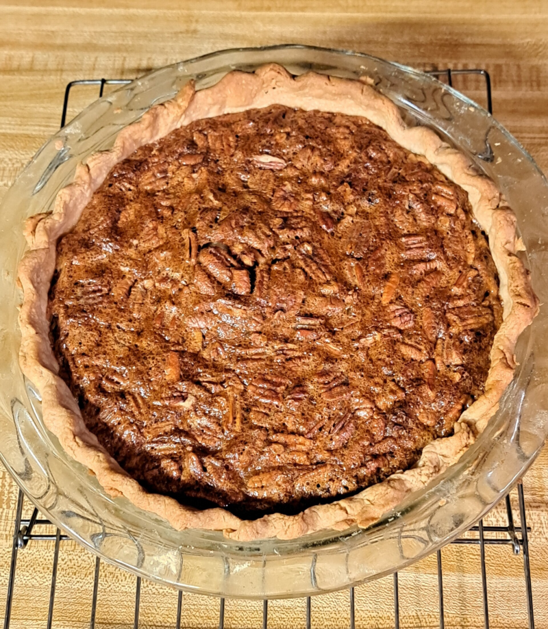 finished pecan pie