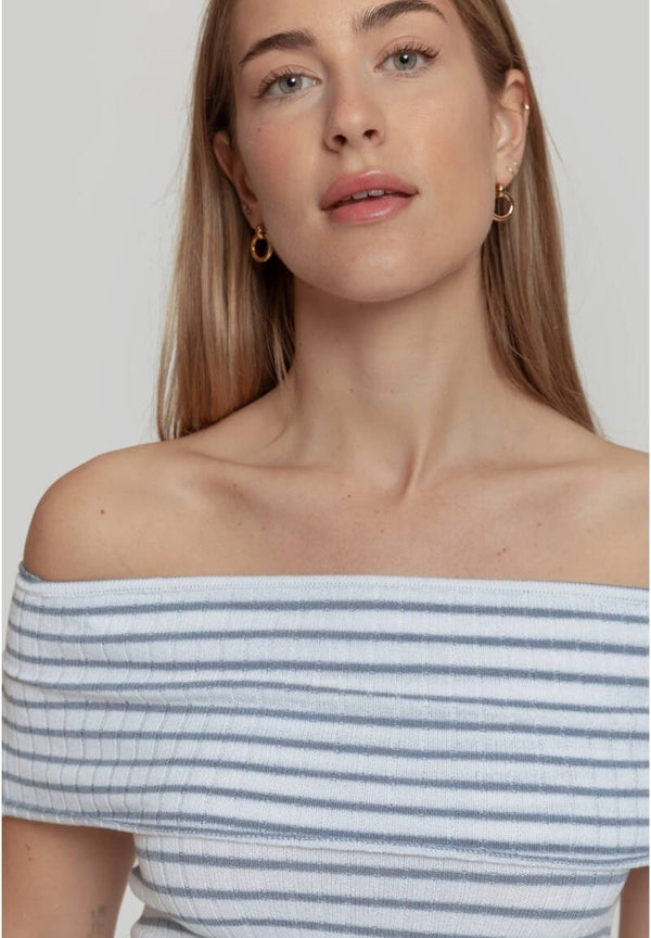 TOP PUNTO NAVY