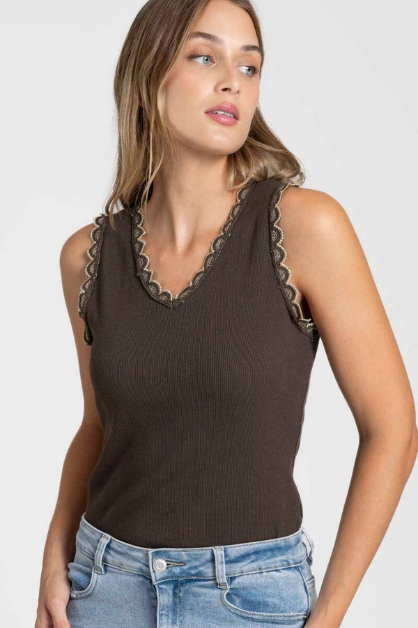 TOP BASiC ENCAJE