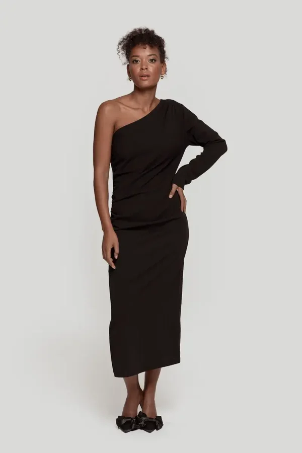 VESTIDO ASiMETRICO