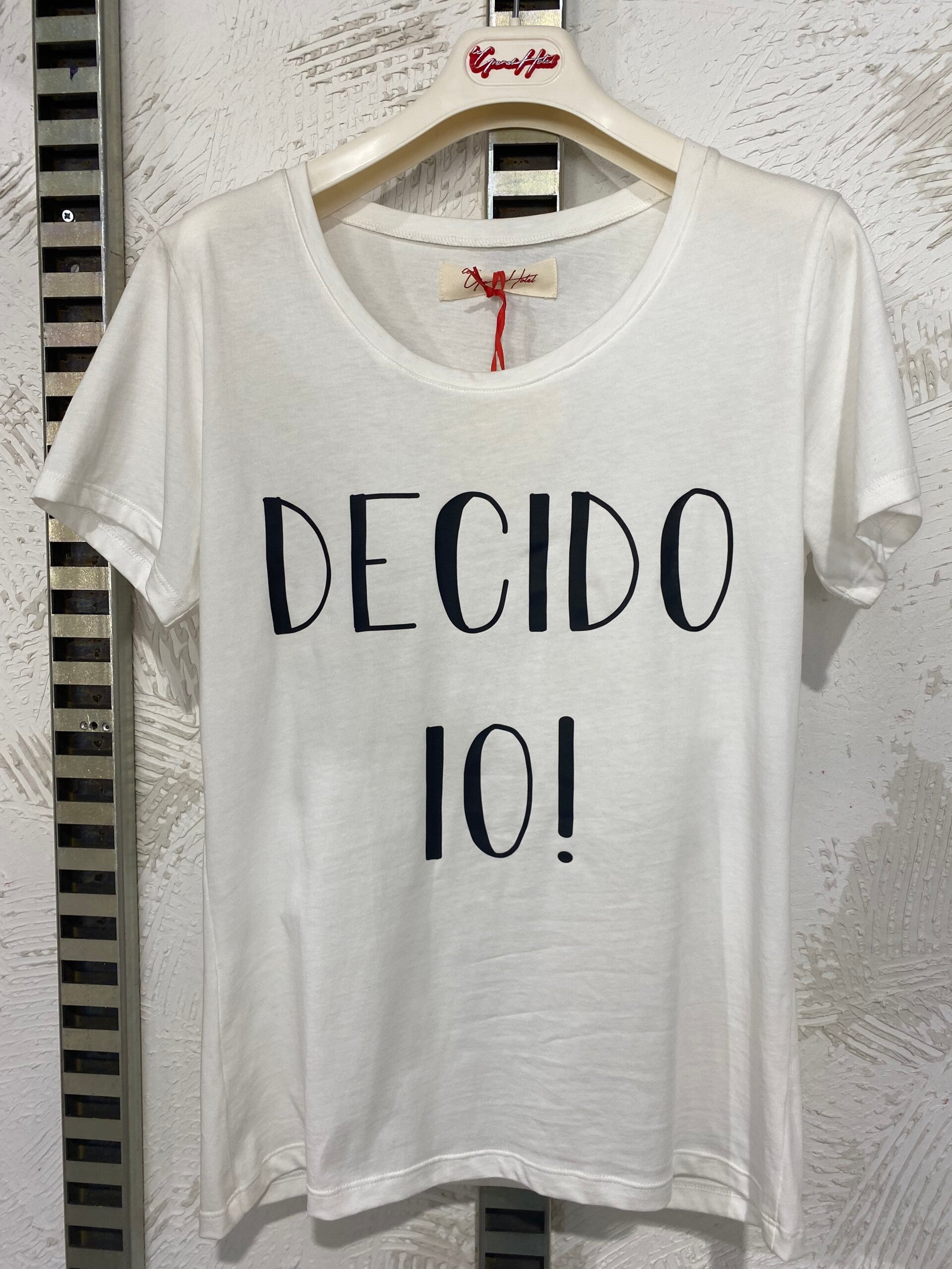 T shirt o stampa DECIDO IO