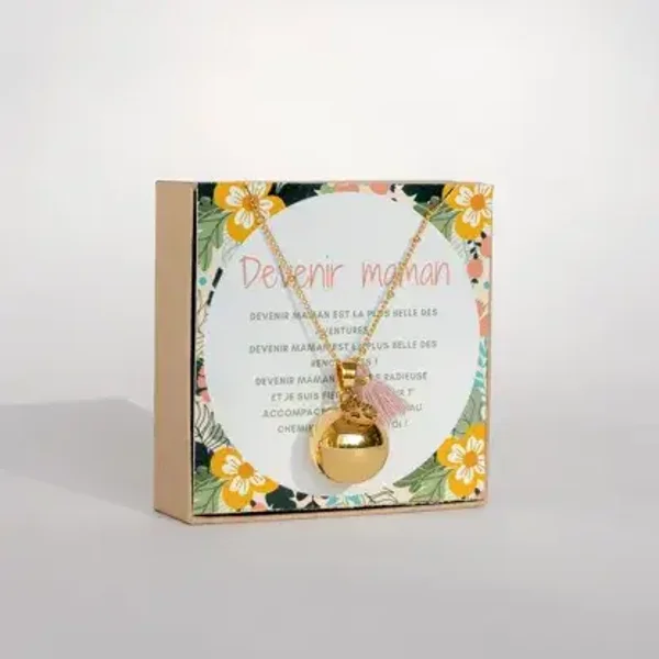 Bola de grossesse pompon rose  à mes copines à mes copines