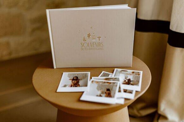 Livre Souvenirs d'anniversaire  Zakuw Zakuw