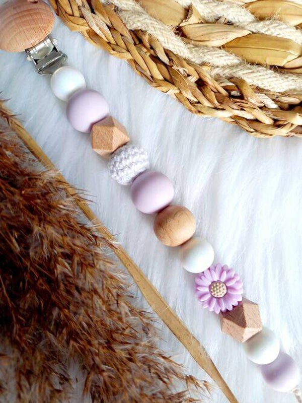 Attache sucette marguerite lilas  Happy by Lies Happy by Lies