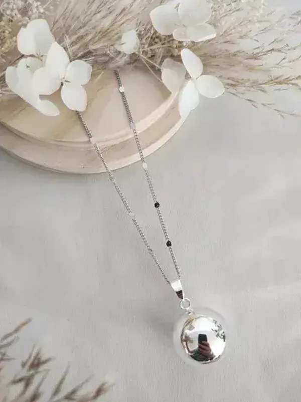 Bola de grossesse argent  à mes copines à mes copines