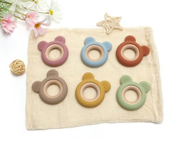Anneau de dentition en silicone ours avec anneau en bois de hêtre - jouet de dentition pour bébé