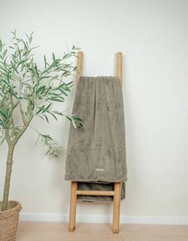 Couverture en fausse fourrure kaki 140x200 cm