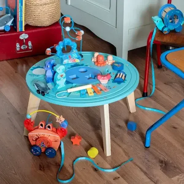 Les Aventures de Paulie Table d'activités