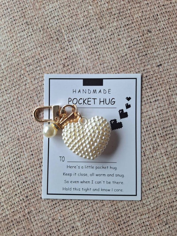 Pocket hug *Parel hartje