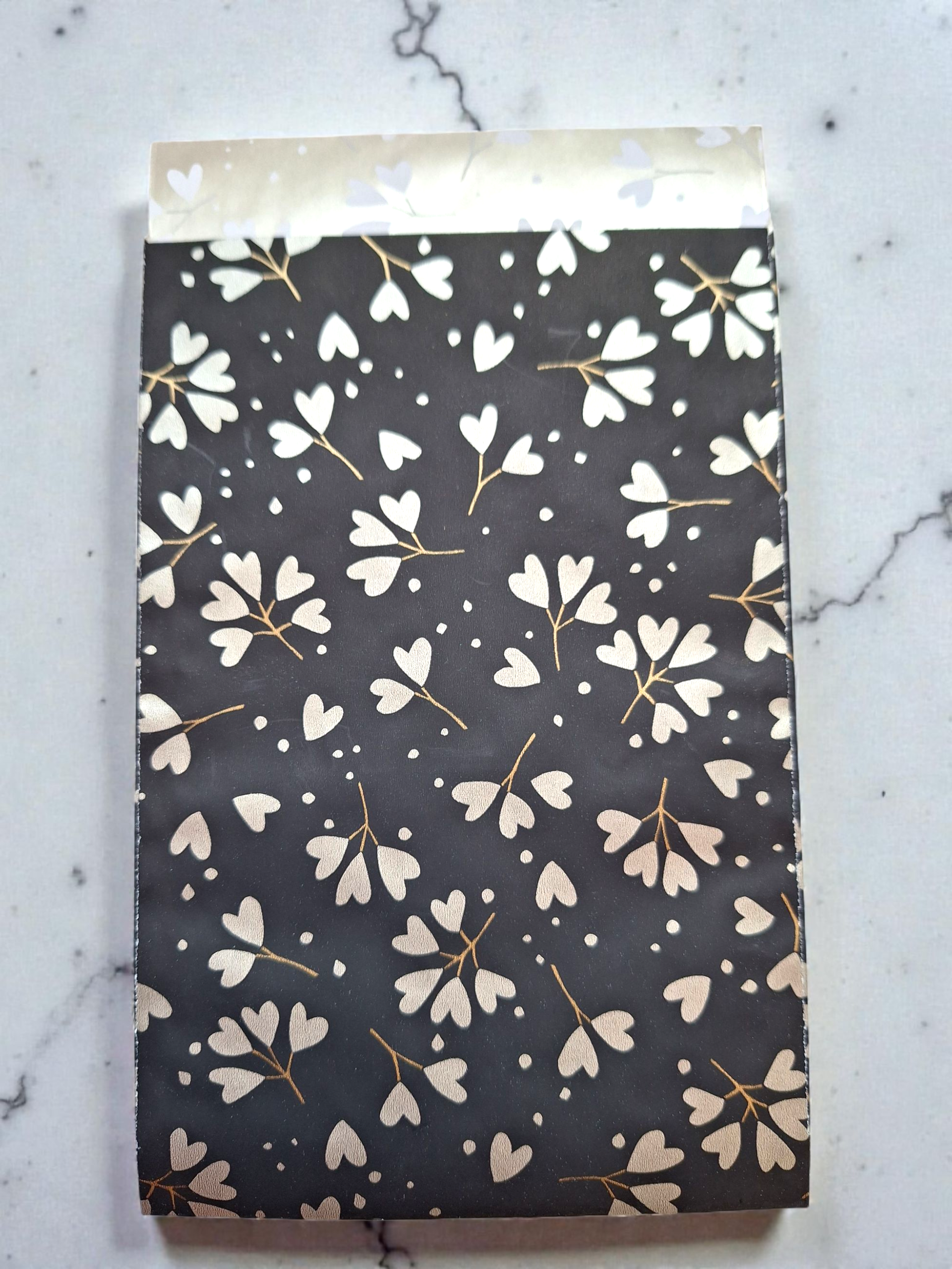 Cadeau zakje zwart/goud/champagne 12 x 19