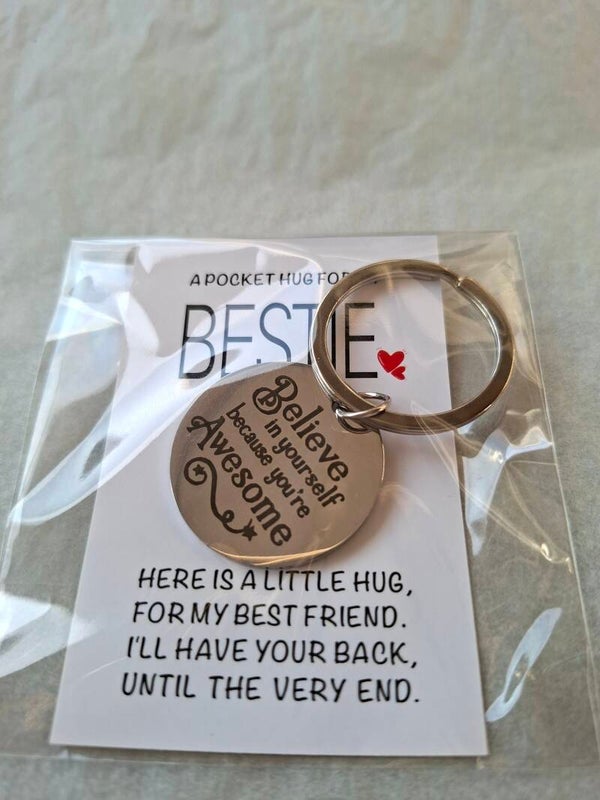 Pocket hug BESTIE Believe in yourself