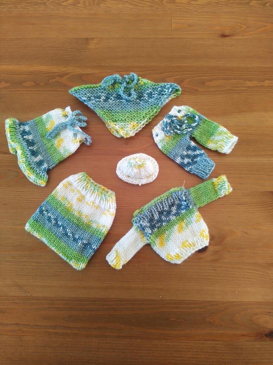 6-teilige Garnitur für Puppengrösse 18 cm