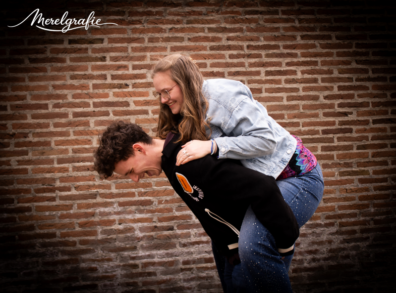 img-linsey-en-alessio-standard-3r6jik.png