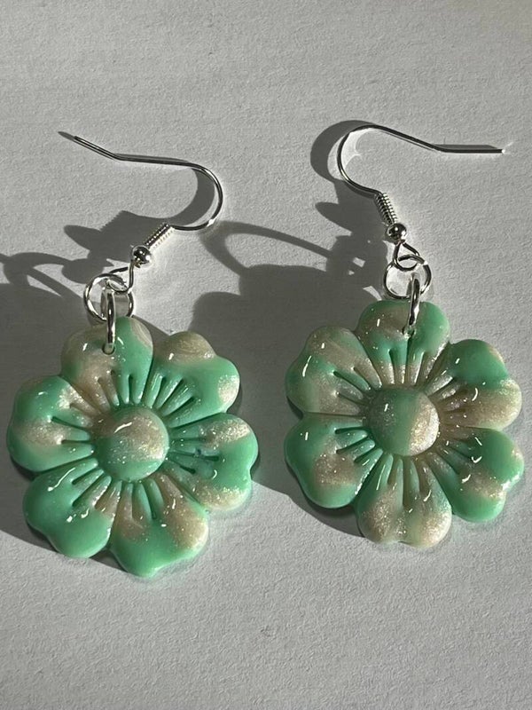 Grandes pampilles avec clous