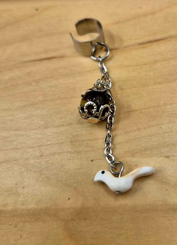 Bague d'oreilles œil de tigre et oiseau