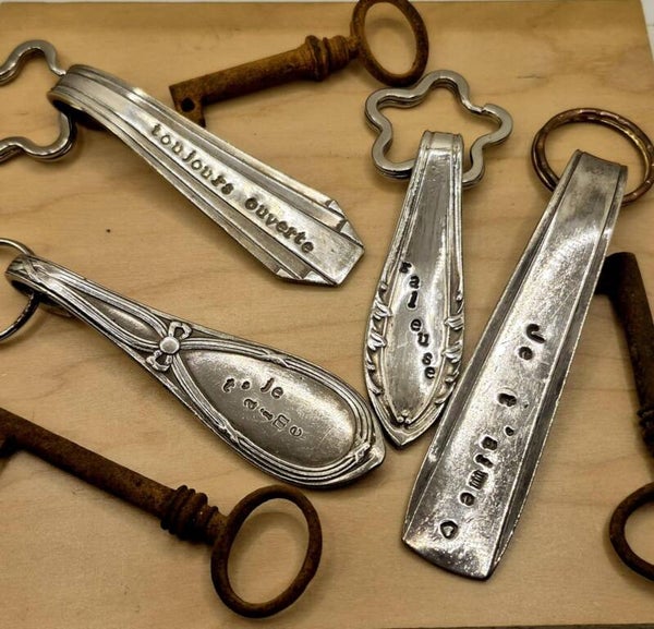 Porte clé surcyclé couvert "brut"