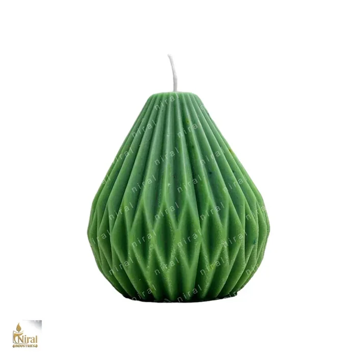 Emerald Diamond-Cut Candle