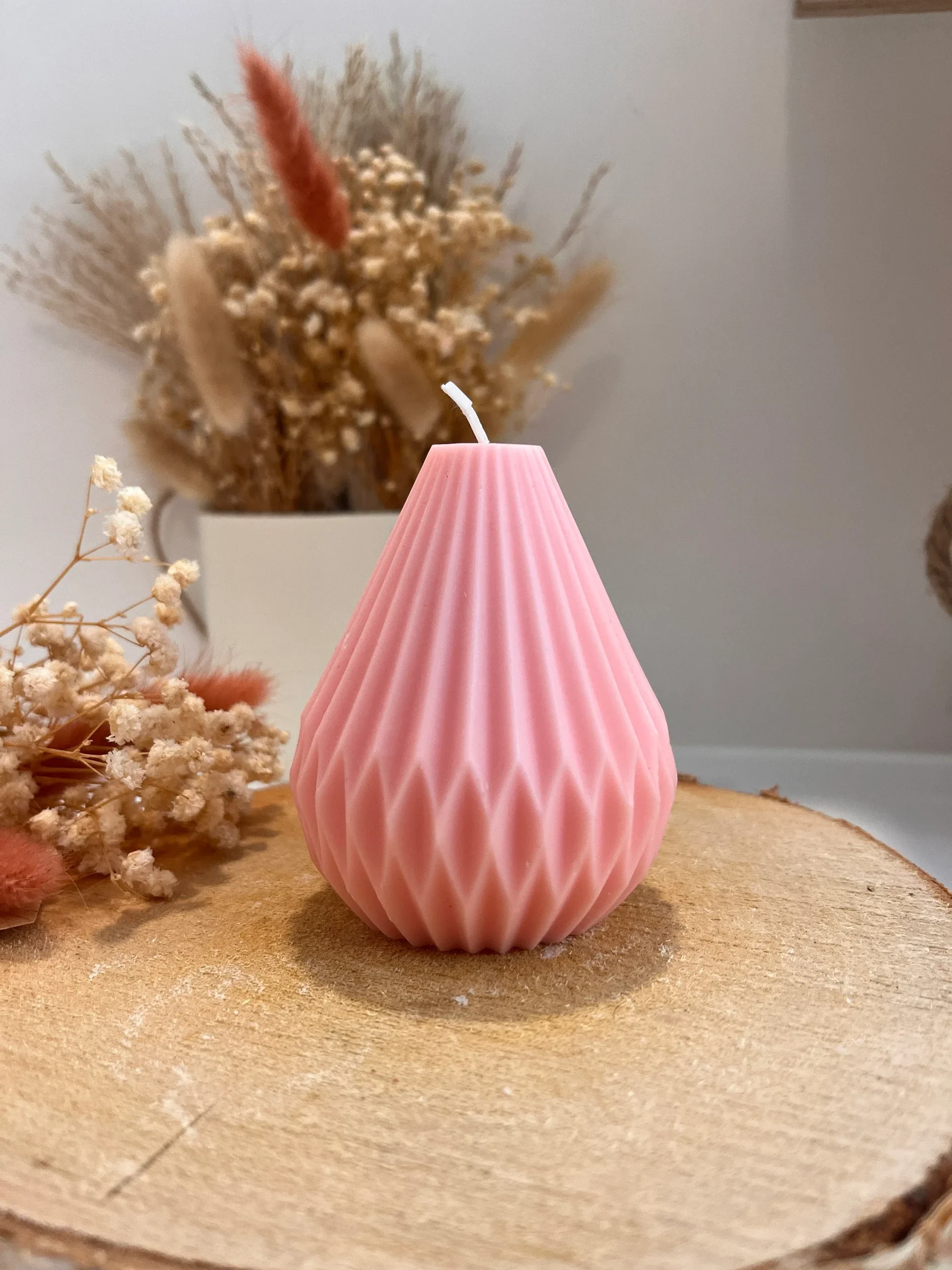 Pink Diamond-Cut Candle