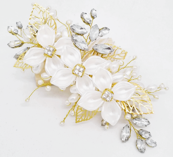 Winter Bride Haarkam #1