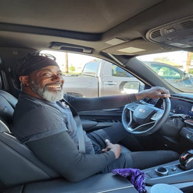 alton-smilingin-the-car-standard.jpg