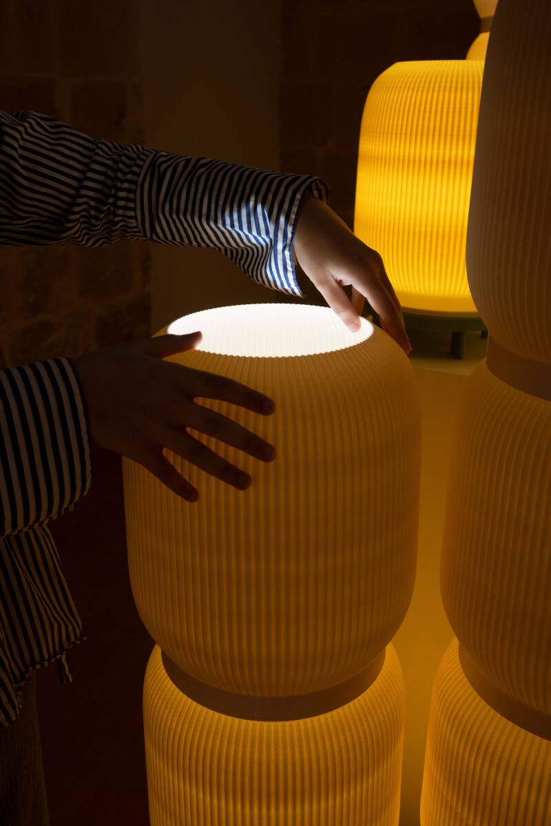 clara-hands-standard.jpg