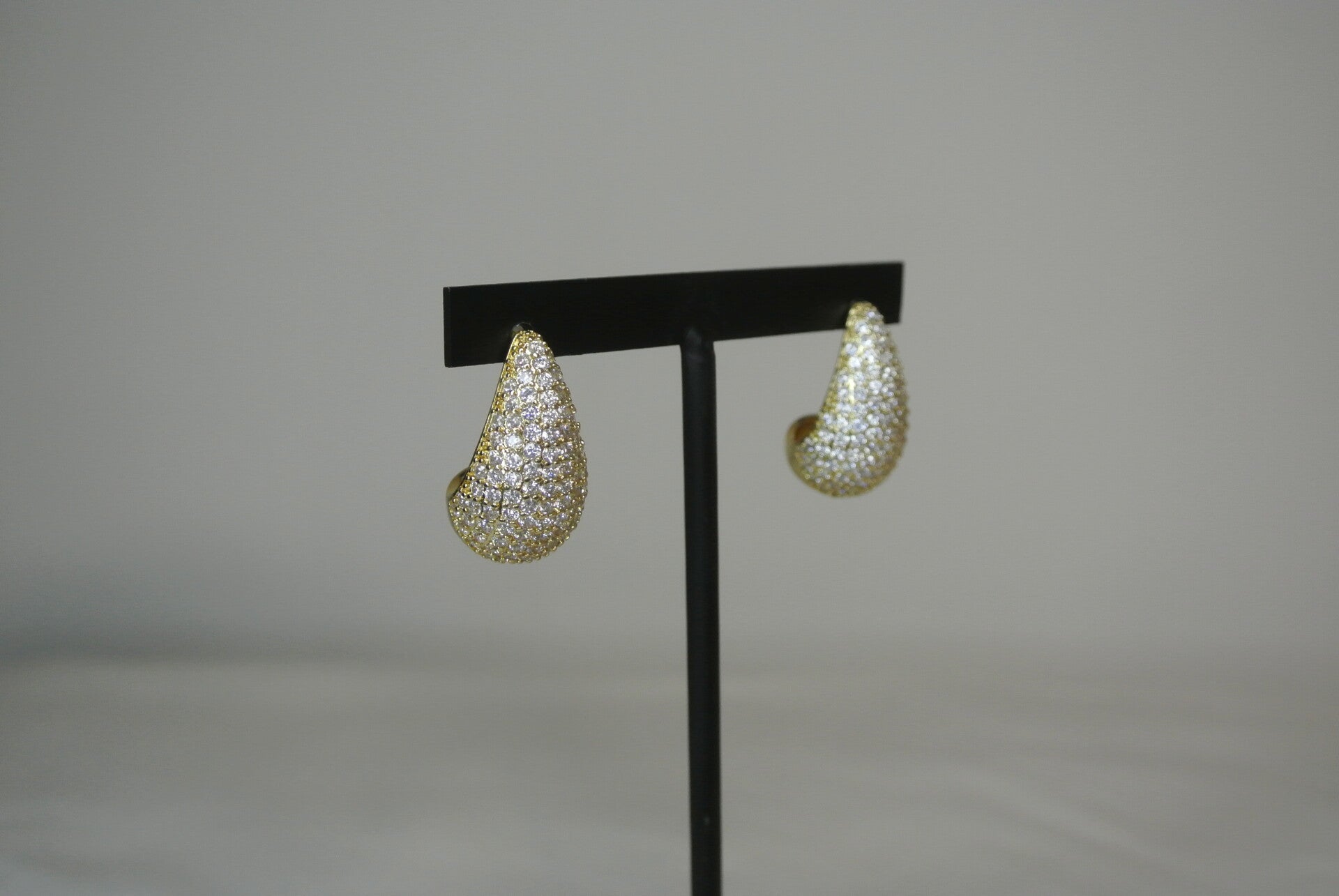 OORBELLEN DRUPPEL DIAMANT - GOUD