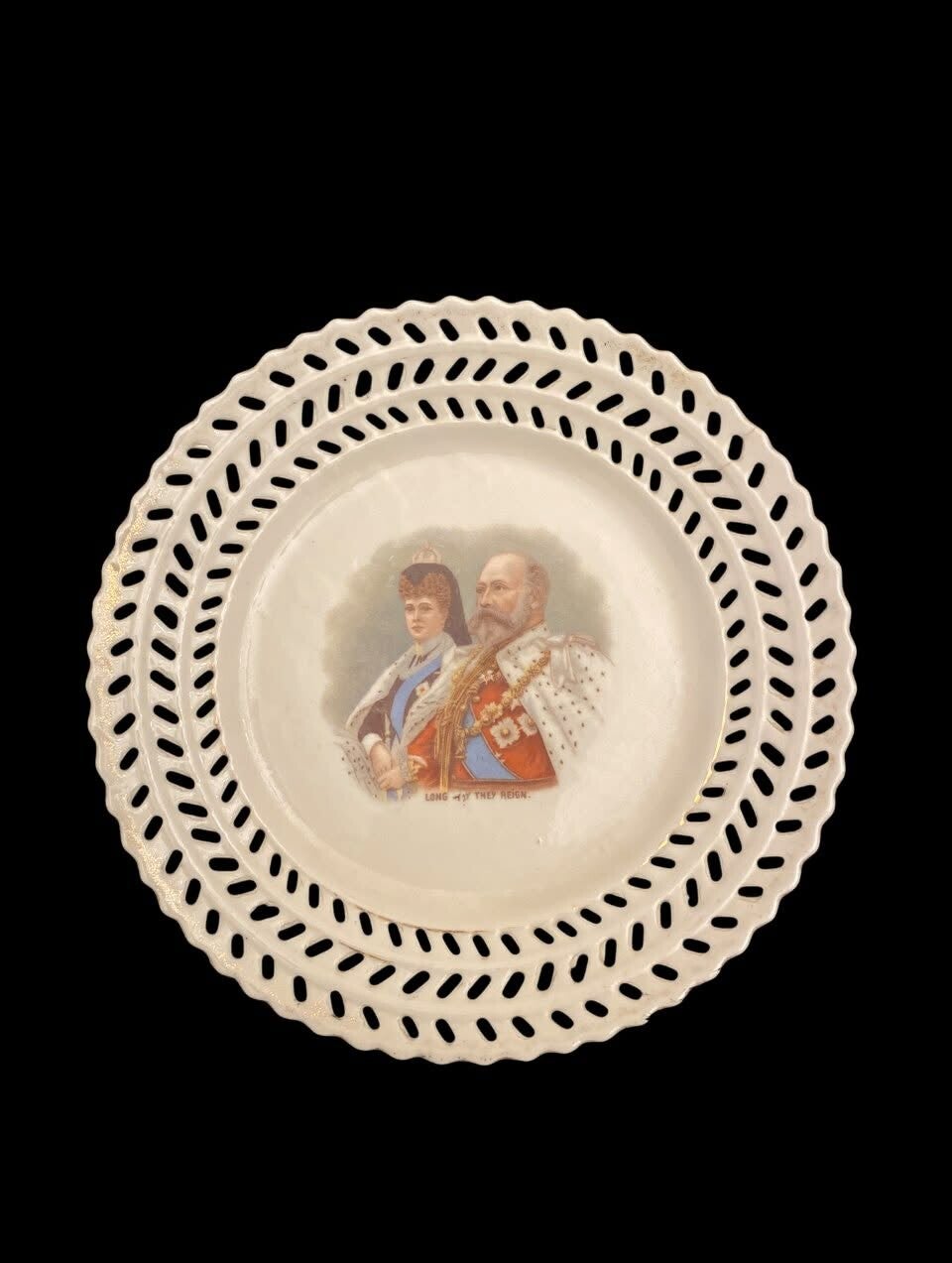 Assiette souvenir du couronnement d'Édouard VII et Alexandra – 1902