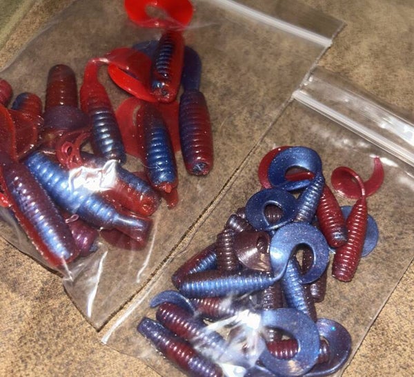 Red/Blue Curly Tail Grubs
