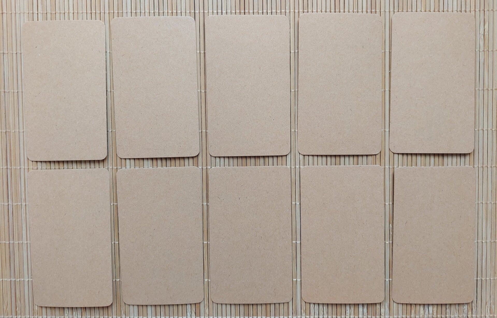 PAPIERTJES | bruine kaartjes 10 stuks