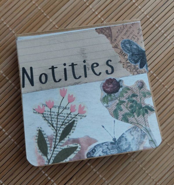 Notitieblokje bloem gelineerd