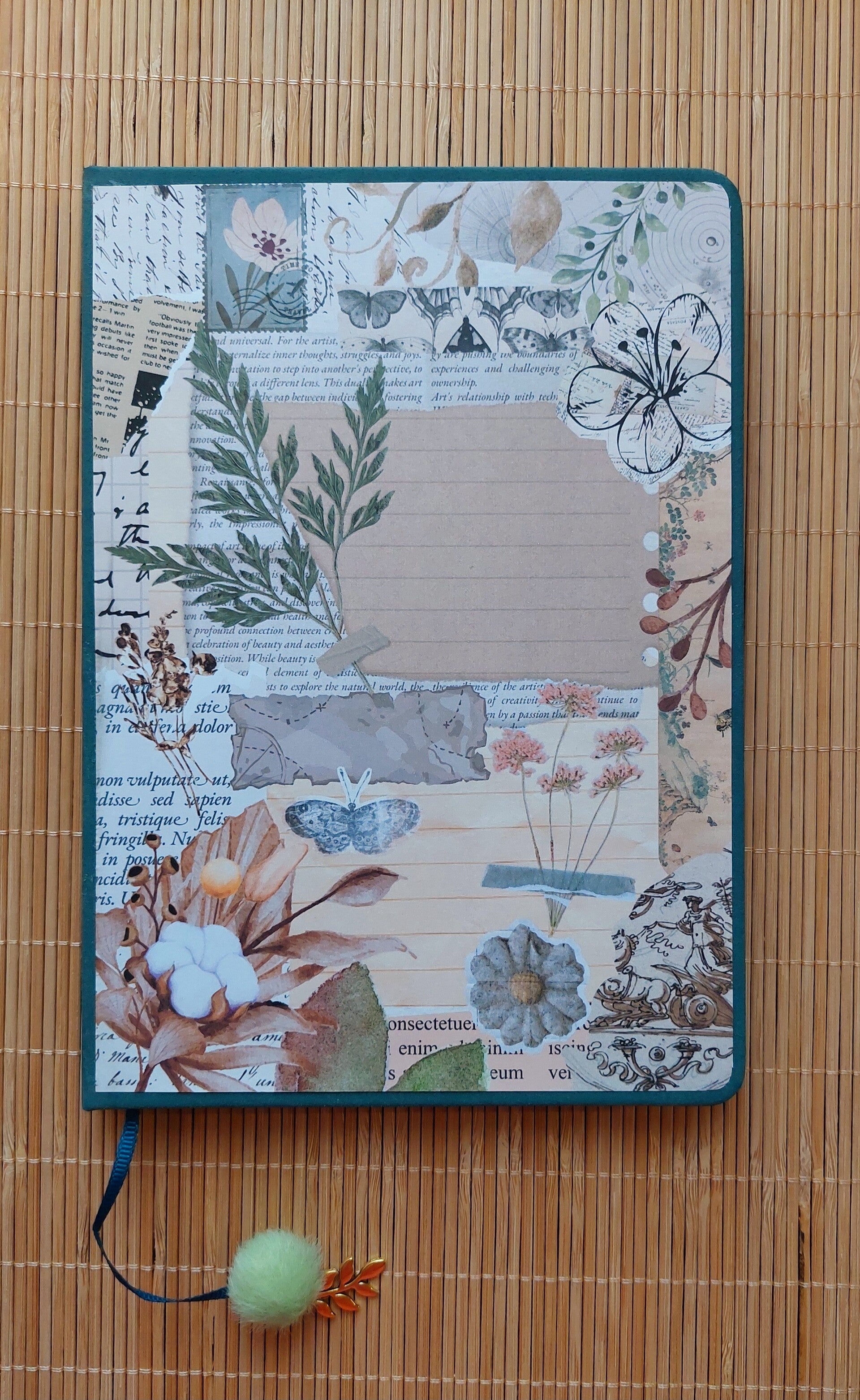 Notebook dotted botanisch groen