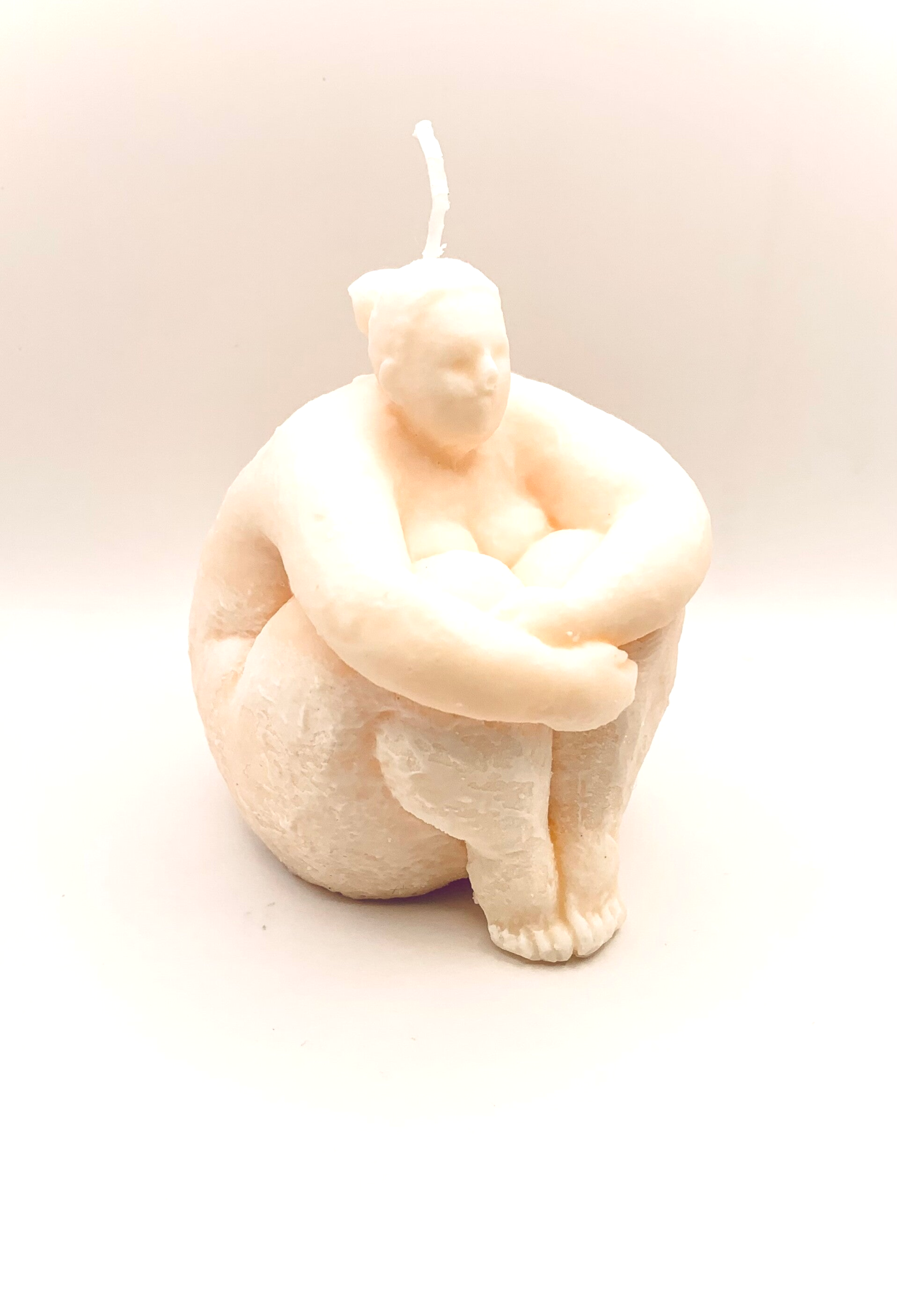 Pain d'Epices Blanc - Ivoire - Femme assise