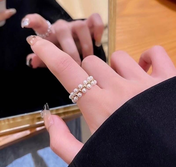 Elegant Pearly Adjustable Open Ring