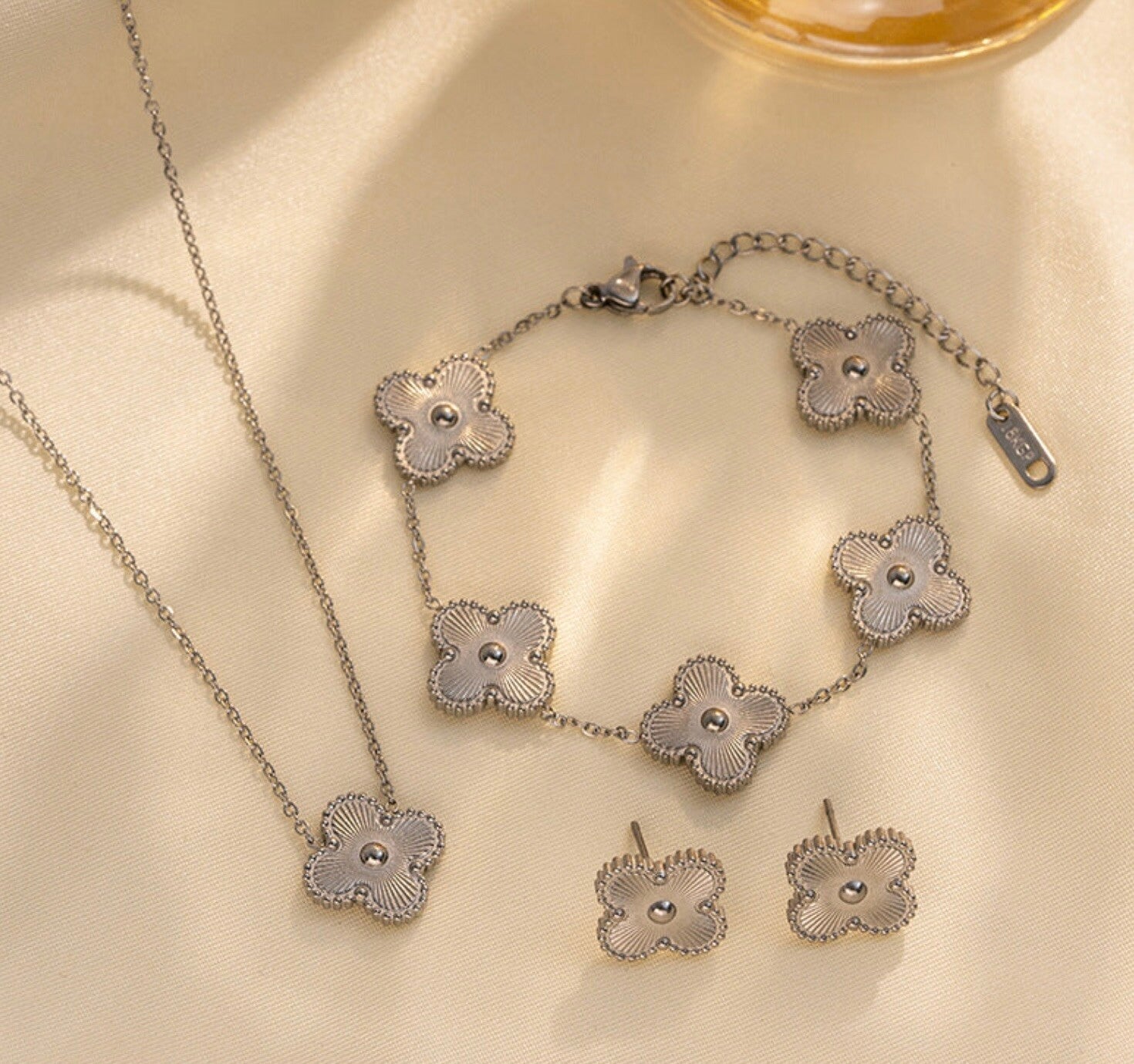 Silver and Gold Flower Jewellery Set