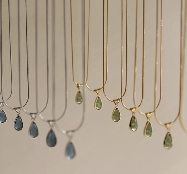 Elegant Simple Style Water Droplets Stainless Steel Plating Inlay Glass 18k Gold Plated Pendant Necklace