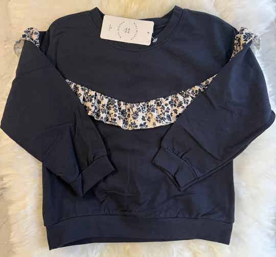 Pull bleu marine - bande fleurie