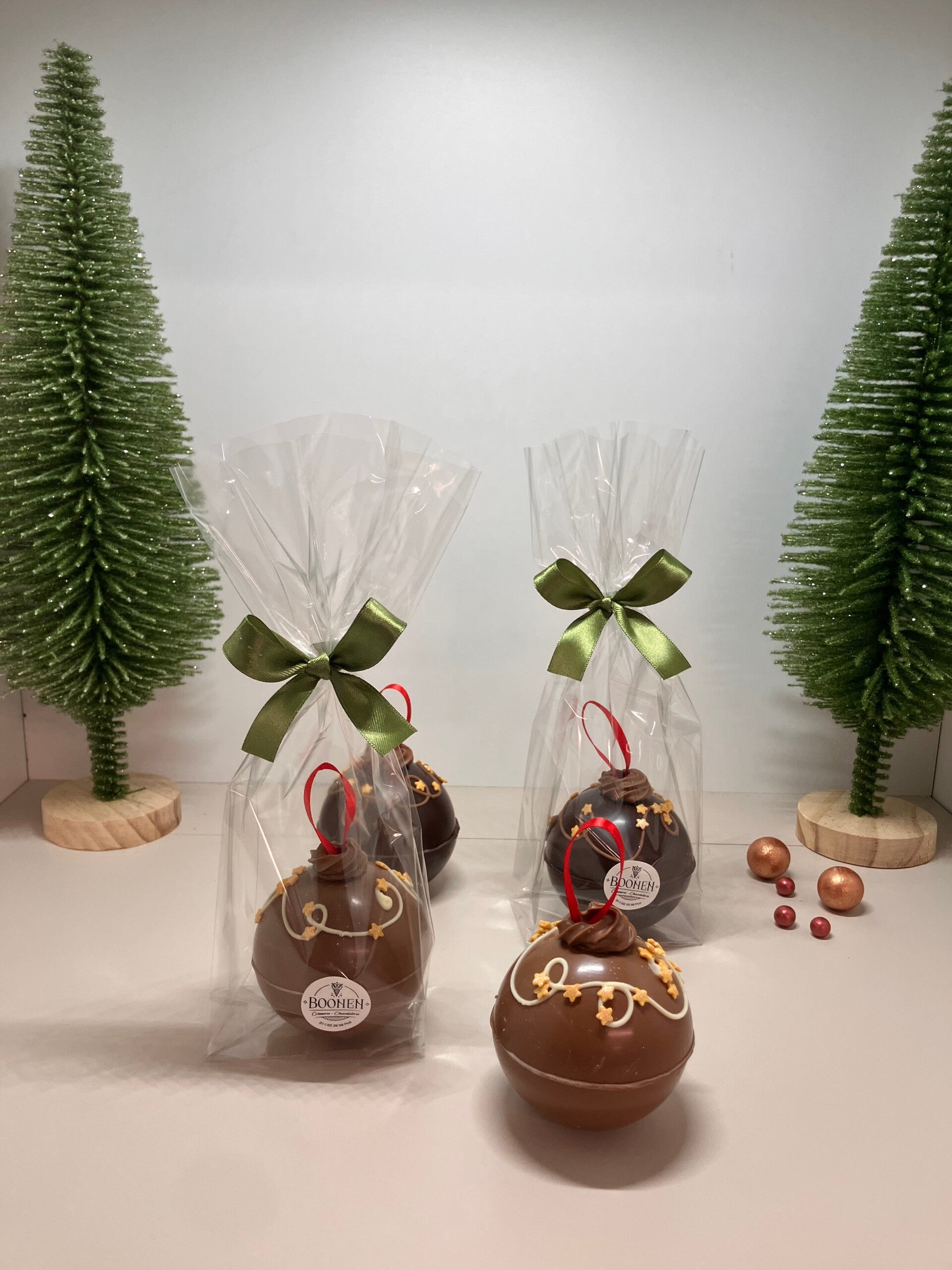 Kerstbal klein in chocolade