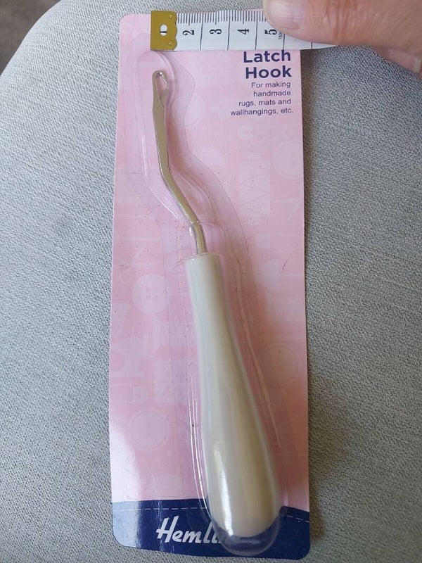 Hemline Latch Hook. Rug Making. Wool. Etc