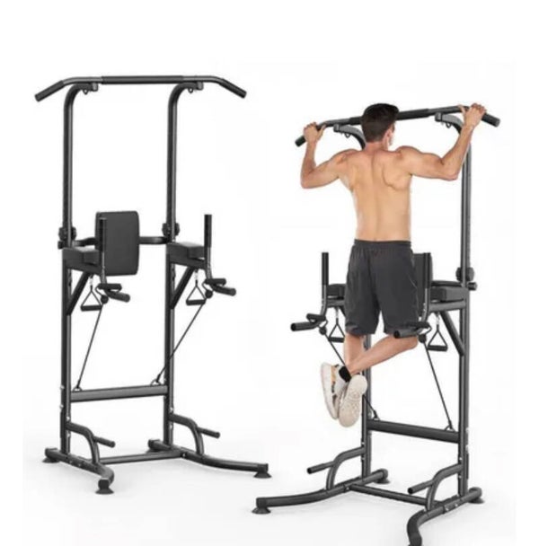 Station de musculation avec barre de traction