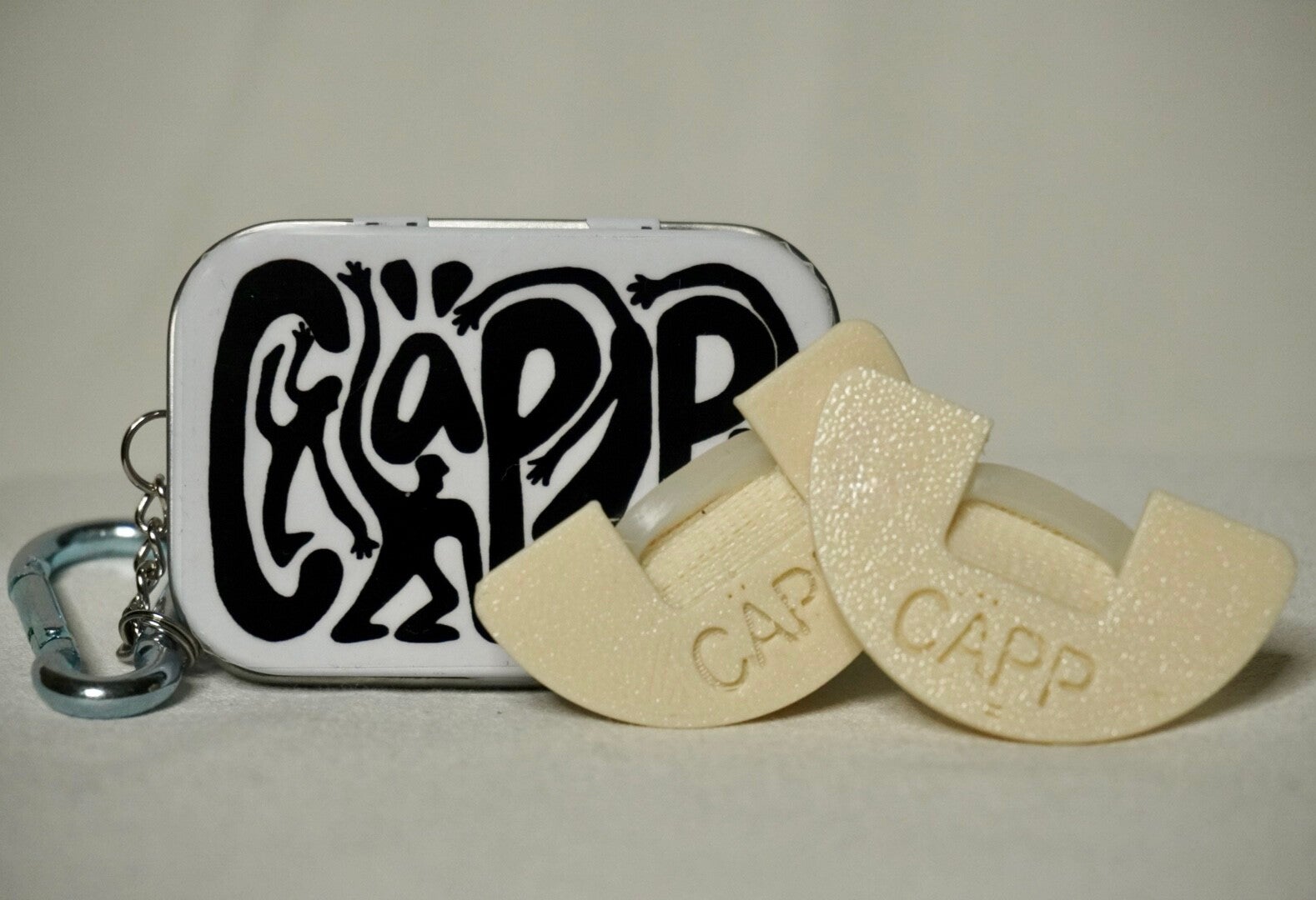 Korkide komplekt karbiga