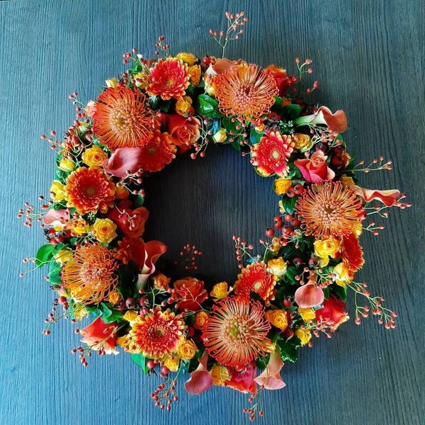 Grafstuk in oranje tinten