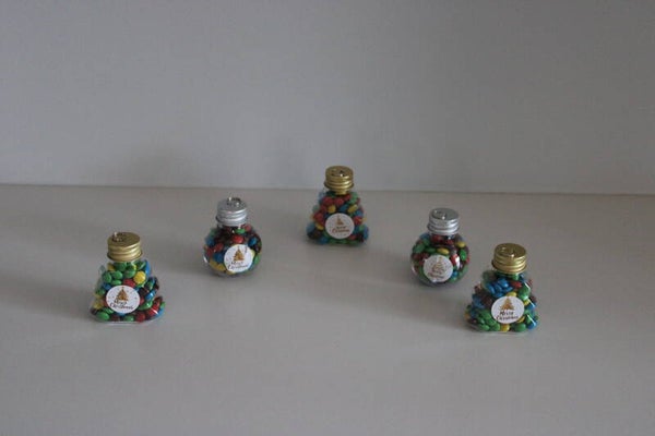 Kerstboom of kerstbal met mini M&M's