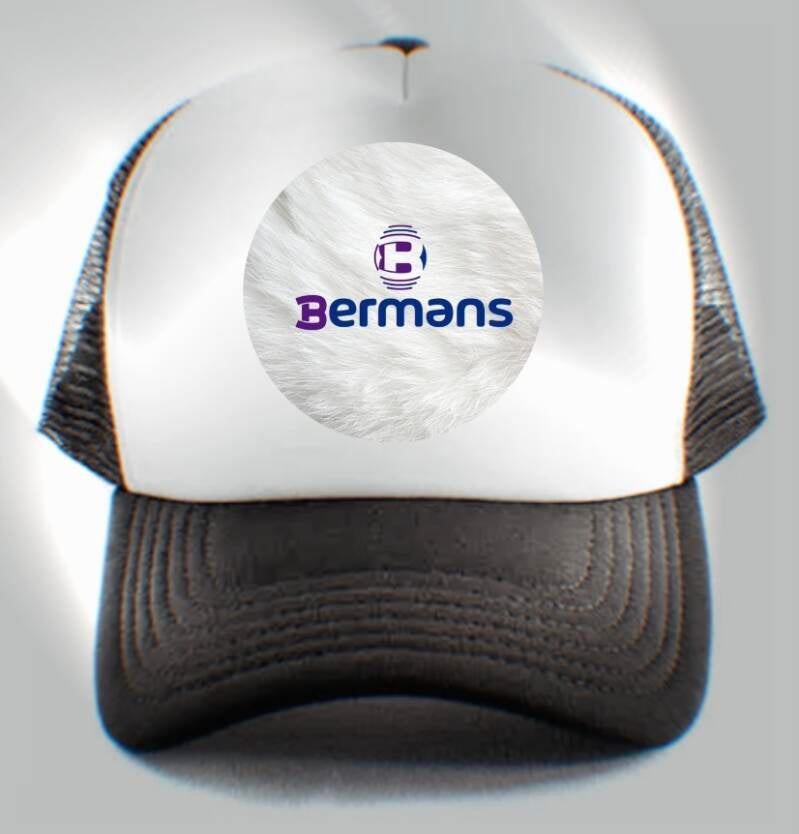 Gorra negra, frente blanca Bermans