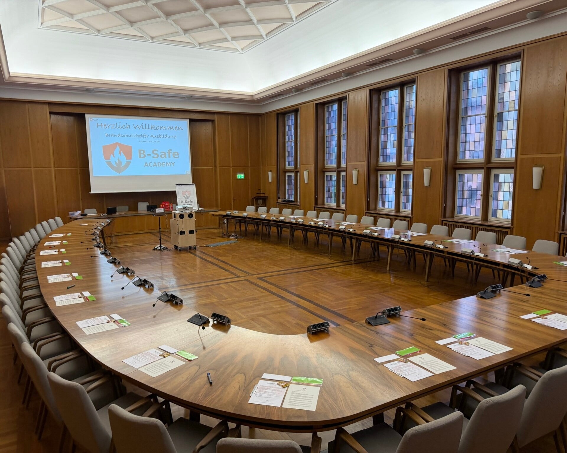 Modernes Firmen Gebäude