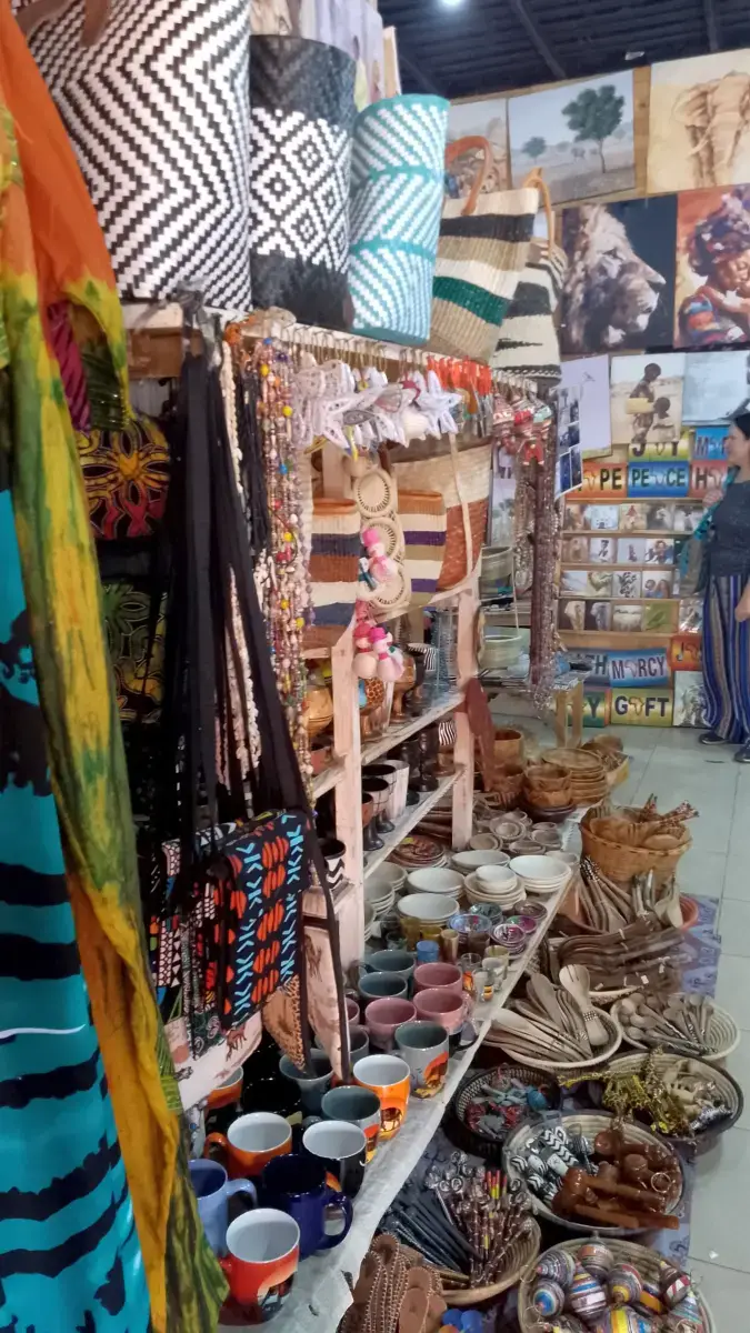 uganda-2026-shopping-06-standard.webp
